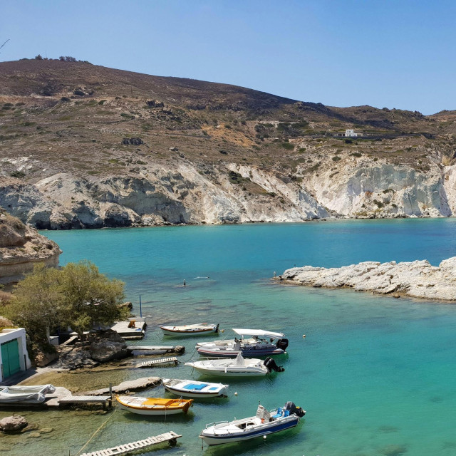 ΣτΕ: Προσωρινό «στοπ» σε εργασίες επέκτασης ξενοδοχείου στο Μύτακα Μήλου