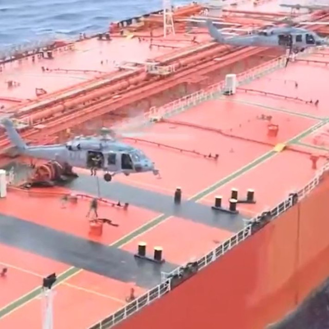 Νέα κατάληψη δεξαμενόπλοιου στον Ινδο-Ειρηνικό ωκεανό από τον αμερικανικό στρατό - Δείτε βίντεο