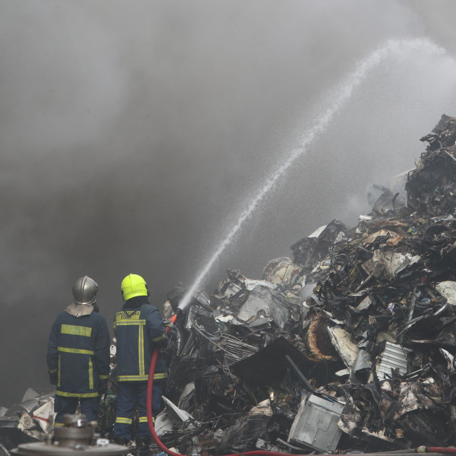Θεσσαλονίκη: Φωτιά σε εταιρεία ανακύκλωσης στη Νεοχωρούδα
