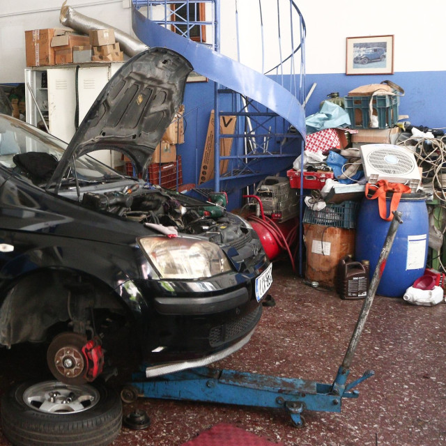 Ο «χάρτης» της φοροδιαφυγής το 2025: Συνεργεία, ενοίκεια και υπηρεσίες υγείας οι «πρωταθλητές»