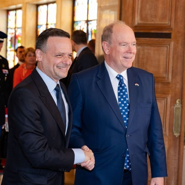 Όσα δεν έδειξαν οι κάμερες από τη συνάντηση Δούκα - Πρίγκιπα Αλβέρτου του Μονακό