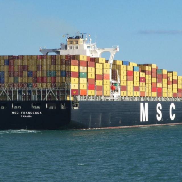 Συναγερμός ξανά στα Στενά του Ορμούζ - Τρία πλοία δέχθηκαν επίθεση, ανάμεσά τους ένα ελληνόκτητο