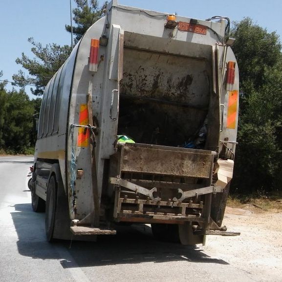 Νέα Ιωνία: Απείλησε με όπλο υπαλλήλους καθαριότητας - Αναζητείται ο δράστης