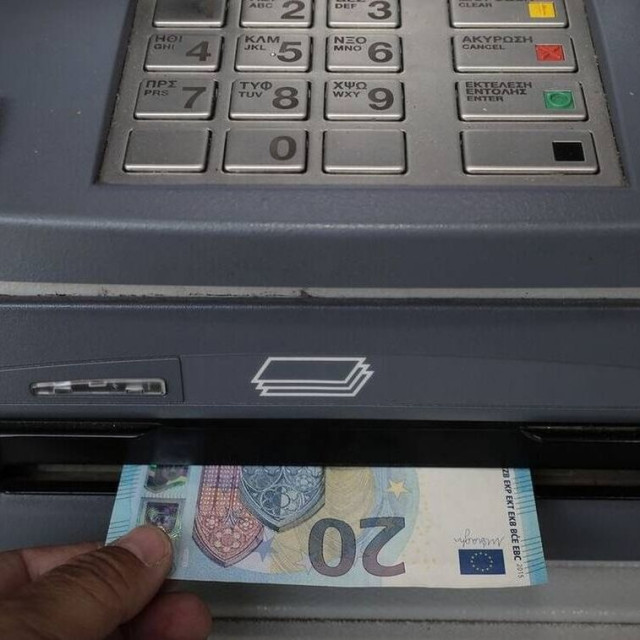 Συντάξεις Μαΐου: Από σήμερα τα χρήματα στους λογαριασμούς - Τι ισχύει για κάθε Ταμείο