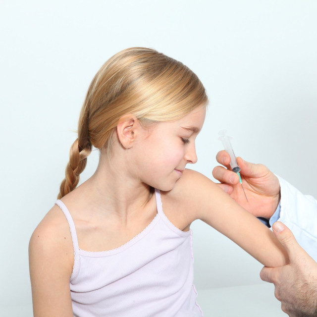 Θέσπιση εμβολιαστικών στόχων και βιώσιμο προϋπολογισμό ζητά ο ΣΦΕΕ για τα εμβολιαστικά προγράμματα