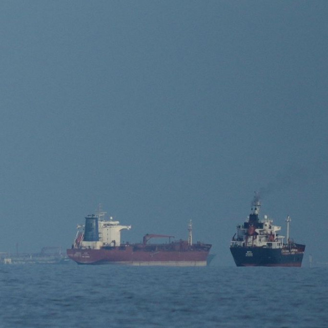 Axios: Οι Φρουροί της Επανάστασης τοποθέτησαν νέες νάρκες στα Στενά του Ορμούζ