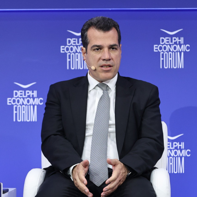 Πλεύρης: Νέο δόγμα για το μεταναστευτικό - Αποτροπή στα σύνορα, κέντρα επιστροφών εκτός ΕΕ