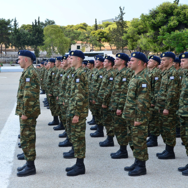 Ρύθμιση για την αναβολή στράτευσης νέων γιατρών - ΙΣΠ: «Εκπαίδευση και θητεία πρέπει να συμβαδίζουν»