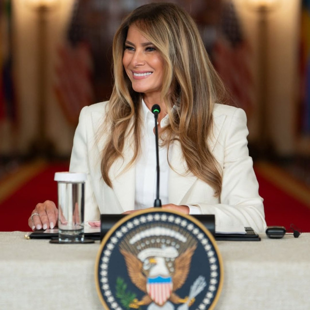 Μελάνια Τραμπ: Η Πρώτη Κυρία των ΗΠΑ φέρνει μέλισσες στον Λευκό Οίκο