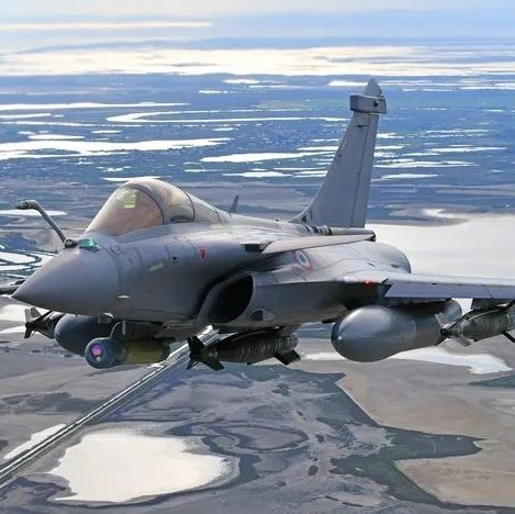 Επιβεβαίωσαν Μητσοτάκης - Μακρόν τη συμφωνία για τους πυραύλους MICA