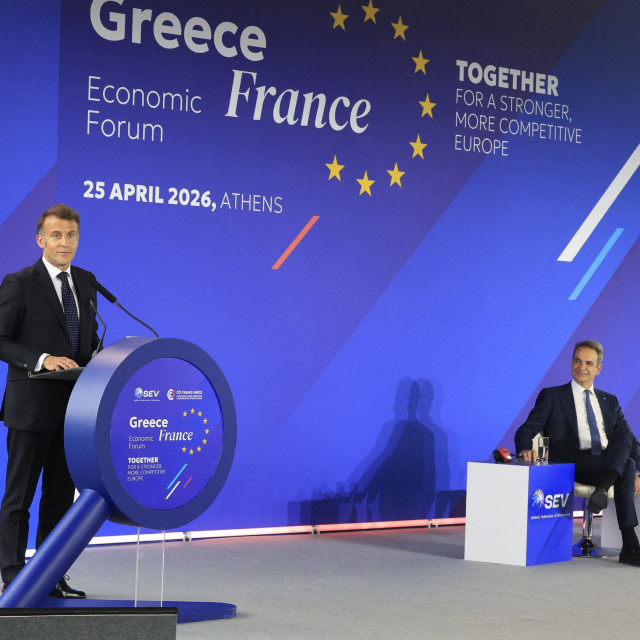 Στο Ελληνογαλλικό Οικονομικό Φόρουμ οι Μητσοτάκης και Μακρόν