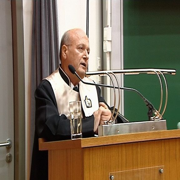 Θλίψη στην ακαδημαϊκή κοινότητα: Πέθανε ο Χανιώτης γιατρός Μανώλης Μιχαηλάκης