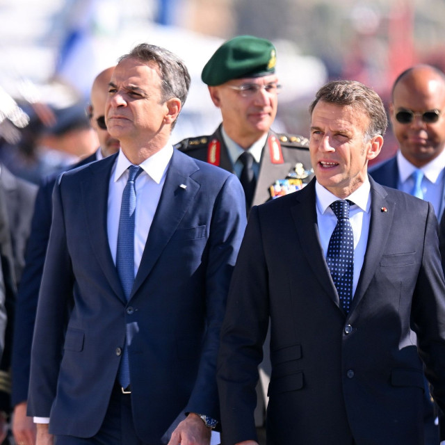 Politico: Ευρωομόλογα και παράταση στην αποπληρωμή του Ταμείου Ανάκαμψης ζητούν Μακρόν - Μητσοτάκης