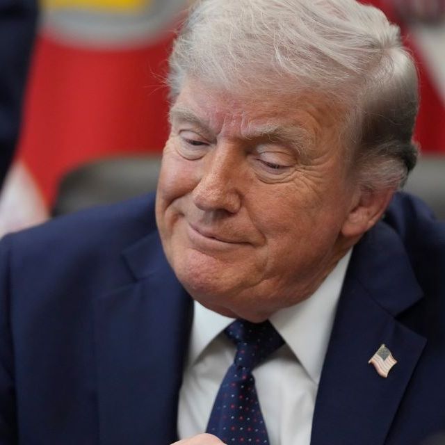 Νομικό αδιέξοδο για τον Τραμπ: Την 1η Μαΐου λήγει το περιθώριο 60 ημερών για τον πόλεμο στο Ιράν