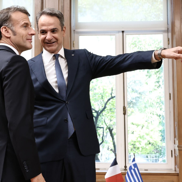 Μητσοτάκης: «Σαφές μήνυμα η επίσκεψή σας» - Μακρόν: «Μπορείτε να βασιστείτε πάνω μας»