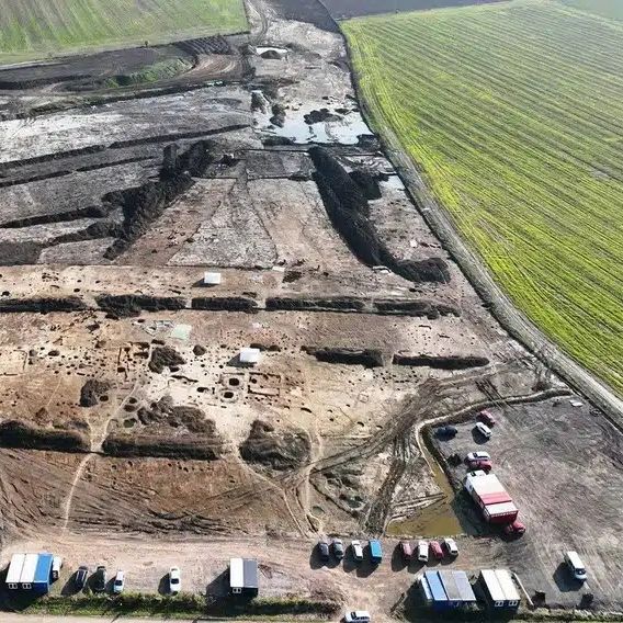 Εργάτες ανακάλυψαν αρχαίο θησαυρό 2.200 θαμμένο σε υπό κατασκευή αυτοκινητόδρομο