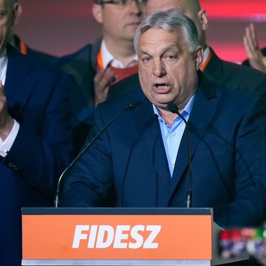 Guardian: Συνεργάτες του πρωθυπουργού της Ουγγαρίας τρέχουν να βγάλουν τα πλούτη τους στο εξωτερικό