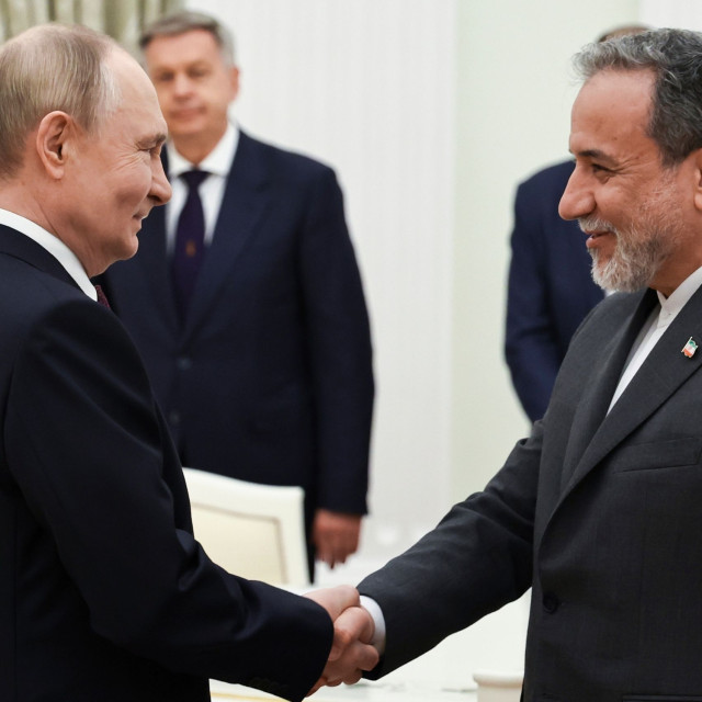 Ρωσία: Το Κρεμλίνο επιβεβαίωσε τη συνάντηση Πούτιν – Αραγτσί