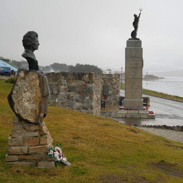 Γιατί η κυβέρνηση Τραμπ επανεξετάζει τη στάση της για τα Φώκλαντ - Tι σημαίνει αυτό