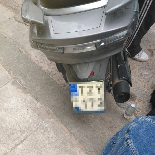 Παγκράτι - καταγγελία: Της έσπασε το πόδι γιατί αργούσε να παρκάρει