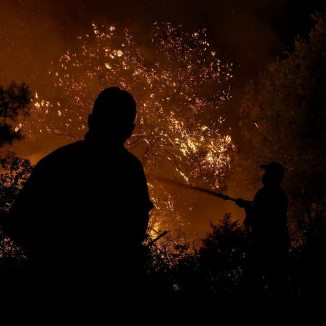 Φωτιά στην oρεινή Νάξο – Άμεση κινητοποίηση της Πυροσβεστικής