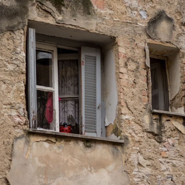 Περιφέρεια Αττικής: Τα Προσφυγικά στην Αλεξάνδρας δεν κατεδαφίζονται
