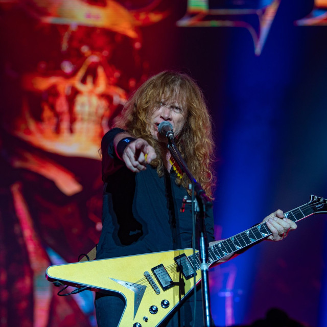 Oι Megadeth διασκευάζουν Metallica επί σκηνής!