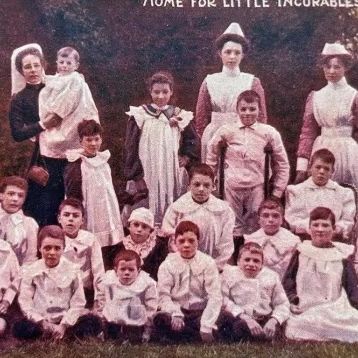 Ο χαμένος τάφος 15 ορφανών από παιδικό άσυλο ανιάτων ανακαλύπτεται μετά από 100 χρόνια