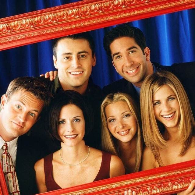 Friends: Αποκαλύφθηκε το εκπληκτικό ποσό που κερδίζουν 20 χρόνια μετά το τέλος της σειράς