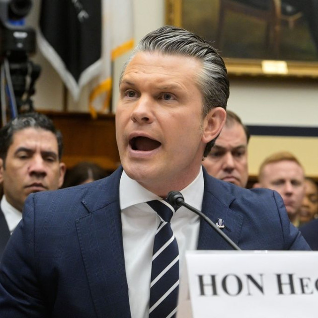 ΗΠΑ: Ξεκίνησε η πρώτη ακρόαση του Πιτ Χέγκσεθ στο Κογκρέσο για τον πόλεμο στο Ιράν