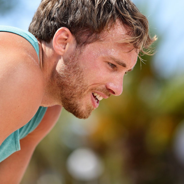 Στένωση αορτής: Τα συμπτώματα που είναι «καμπανάκι» για άμεση εξέταση