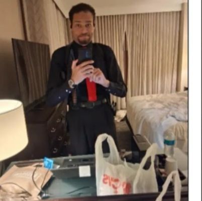 Η selfie του Κόουλ Άλεν με όπλα στο δωμάτιο του ξενοδοχείου πριν την απόπειρα δολοφονίας του Τραμπ