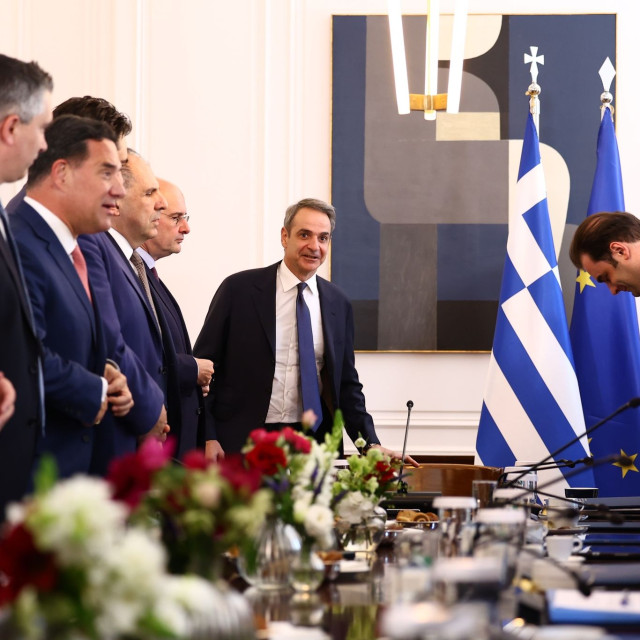 Παρέμβαση Μητσοτάκη στο υπουργικό: Πώς προστατευόμαστε από την ανώνυμη τοξικότητα του διαδικτύου