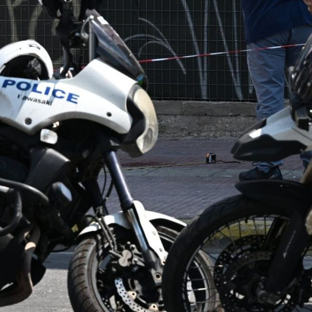 Θεσσαλονίκη: Στο νοσοκομείο δύο αστυνομικοί μετά από σύγκρουση αυτοκινήτου με μηχανή ΔΙ.ΑΣ.