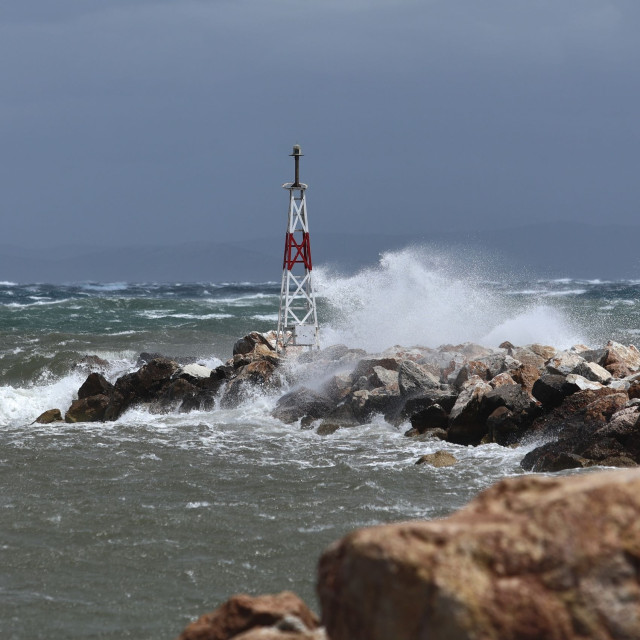 Με πτώση της θερμοκρασίας ξεκινάει η επέλαση της κακοκαιρίας – Οι περιοχές που θα επηρεαστούν