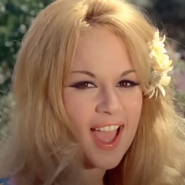 Αλίκη Βουγιουκλάκη: Η συγκλονιστική αποκάλυψη του γιατρού της για τις τελευταίες στιγμές της