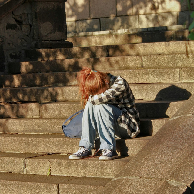 Αίγινα: 16χρονη πήγε στο σχολείο της με σουγιά γιατί δεν άντεχε το bullying των συμμαθητών της