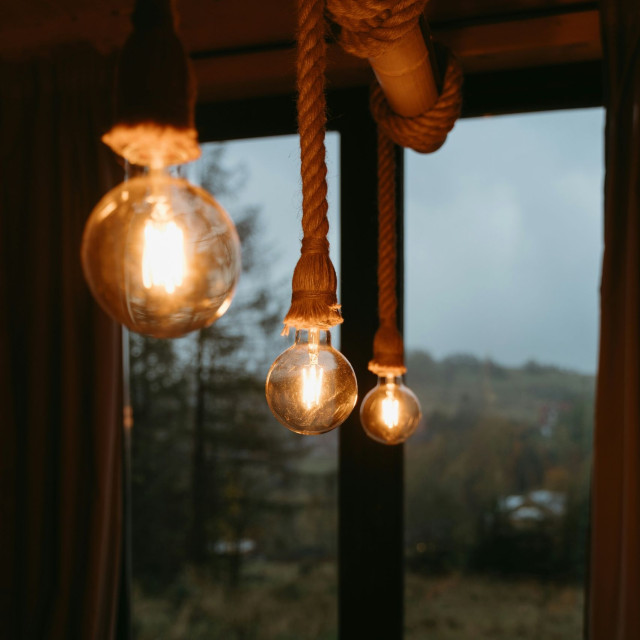 ΔΕΗ: Σταθερά τα τιμολόγια Μαΐου - Η τιμή του «πράσινου» και του «μπλε»