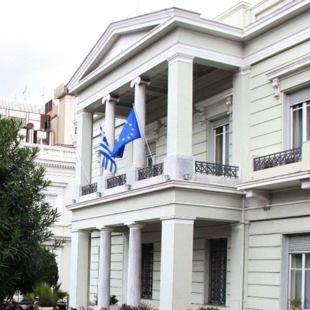 ΥΠΕΞ: Η Ελλάδα θα υποδεχθεί τους επιβαίνοντες του στολίσκου για ανθρωπιστικούς λόγους