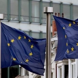 Λάνγκε: Οι νέοι δασμοί Τραμπ σε ευρωπαϊκά οχήματα δείχνουν την αναξιοπιστία των ΗΠΑ