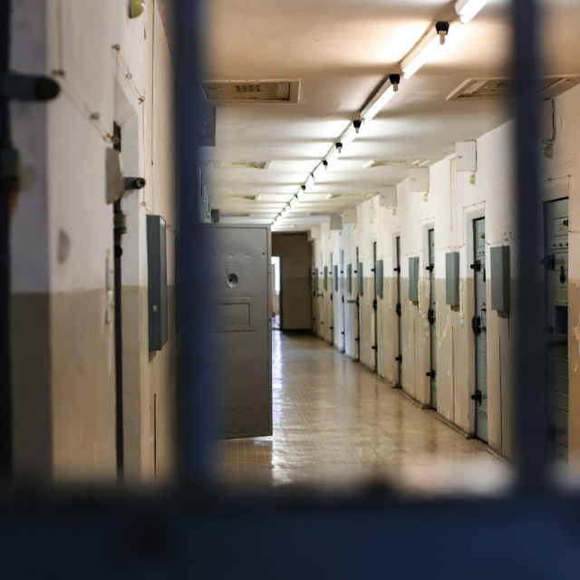 Αιματηρή επίθεση στις φυλακές Δομοκού: Κρατούμενος κάρφωσε συγκρατούμενό του με αιχμηρό αντικείμενο