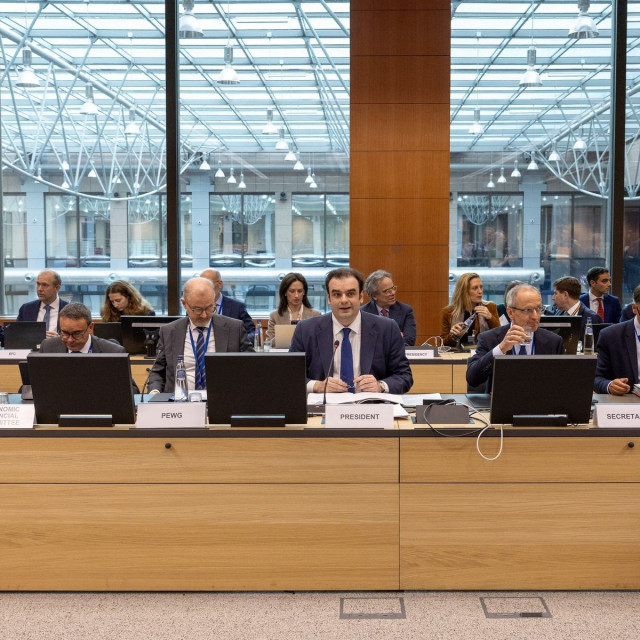 Eurogroup: Την ανάγκη να είμαστε προετοιμασμένοι για τα χειρότερα σενάρια επεσήμανε ο Πιερρακάκης
