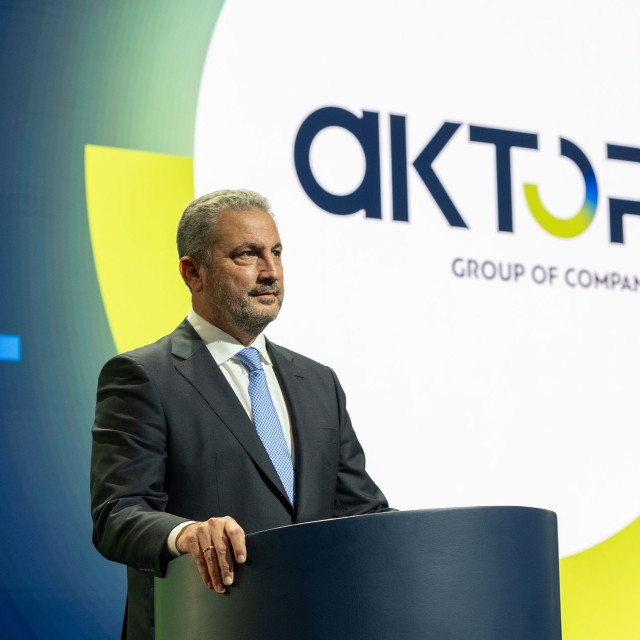 Εξάρχου στο Politico: Ο ανταγωνισμός από την Ασία ανεβάζει τις τιμές του LNG στην Ευρώπη
