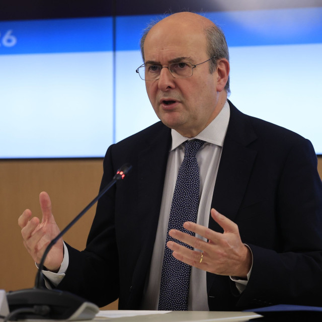 Χατζηδάκης: Πέντε αριστοτελικές αρχές απέναντι στα άκρα και τις ακρότητες