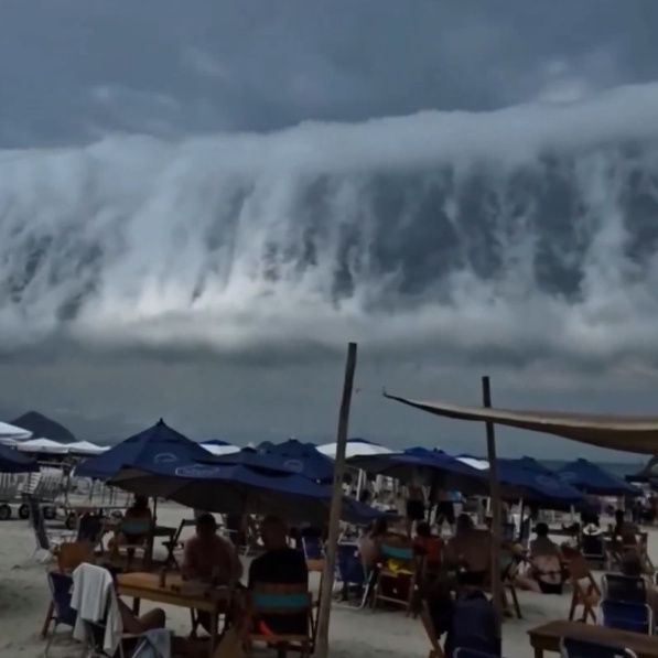 Βραζιλία: Εντυπωσιακό νέφος Arcus «σκέπασε» παραλία - Πώς δημιουργήθηκε