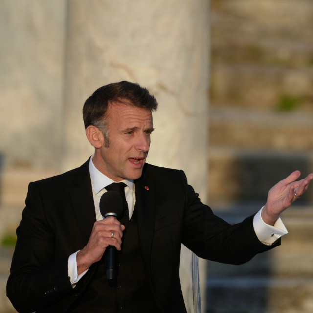 Ιράν: Νέα συνομιλία Μακρόν με Πεζεσκιάν για τα Στενά του Ορμούζ