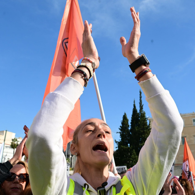 Απεργία ΑΔΕΔΥ 13 Μαΐου: Τα αιτήματα των δημόσιων υπαλλήλων