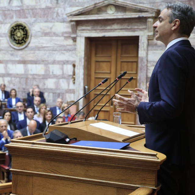 Μητσοτάκης στην ΚΟ: Τρίτη τετραετία θα αποτρέψει την επιστροφή σε όσα ζήσαμε