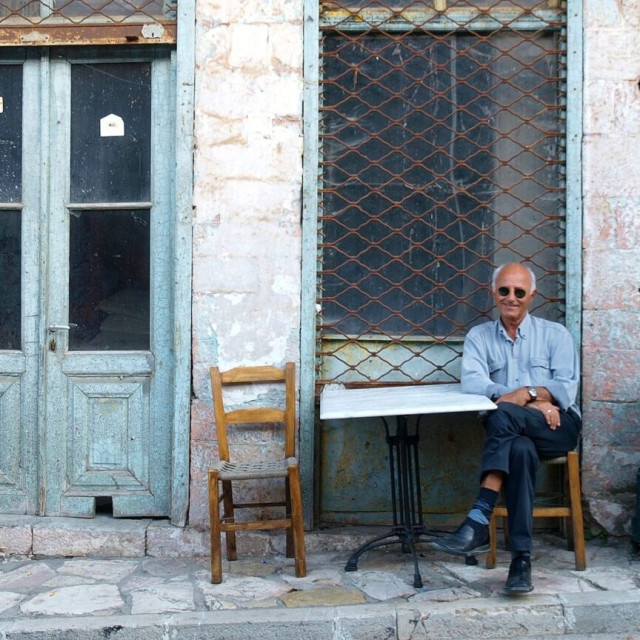 Πέθανε ο δημοσιογράφος Δημήτρης Γκιώνης