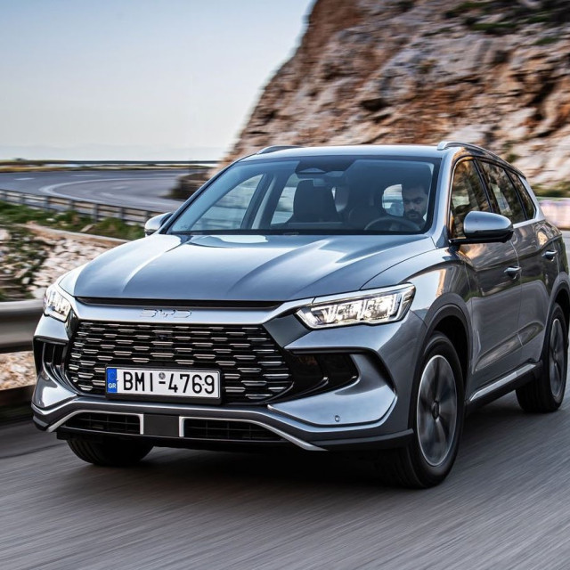 Πτώση κερδών της BYD παρά τις υψηλές πωλήσεις ηλεκτρικών
